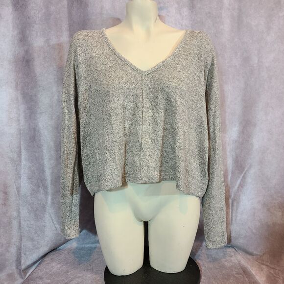 SWEATER SALE 3/$30 Lala Land Creative Marled Grey Cropped V-Neck Sweater Size L - Picture 2 of 4
